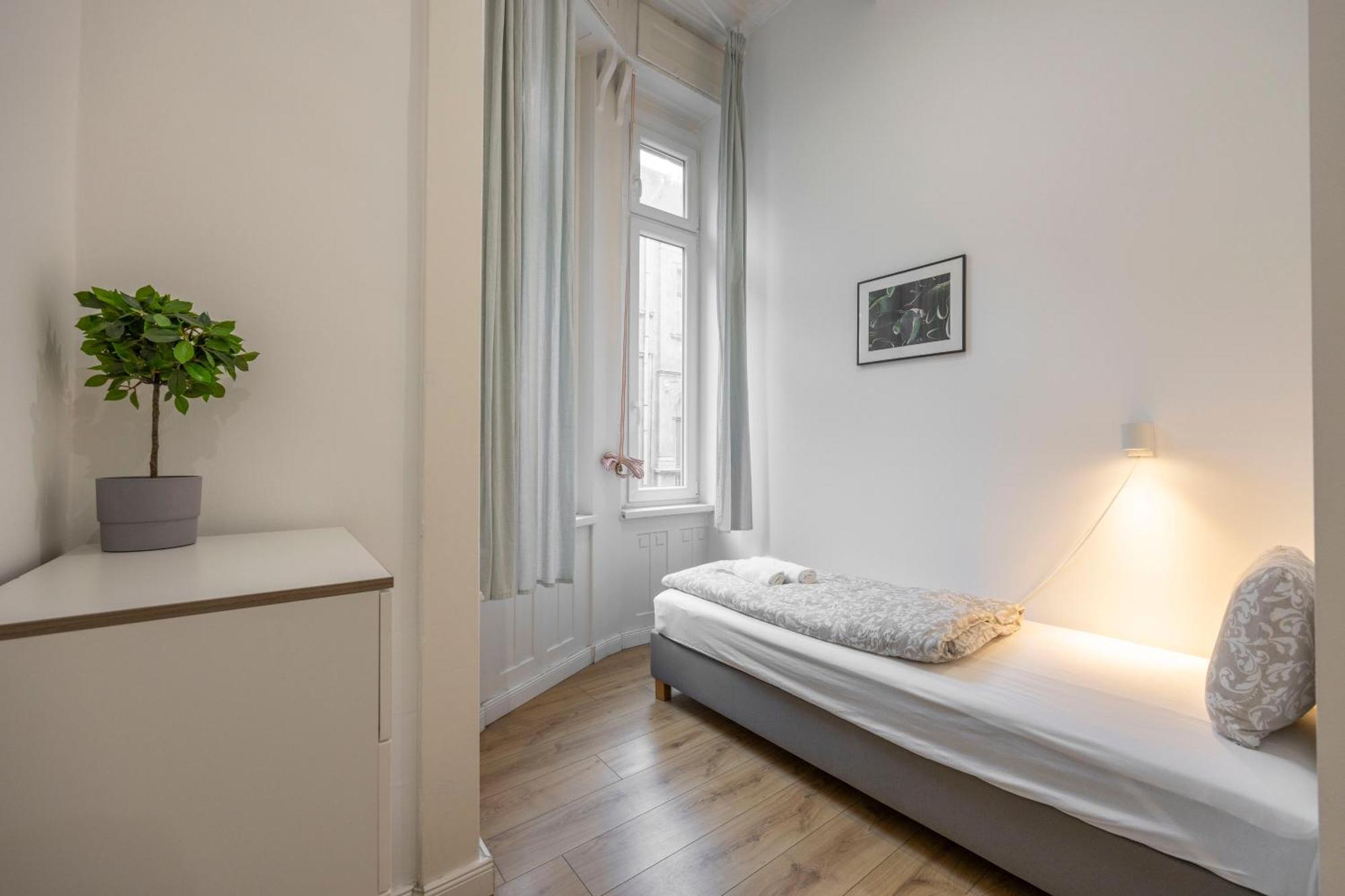 Central Grand Apartment With 5Bedrm 2Bathroom ブダペスト エクステリア 写真
